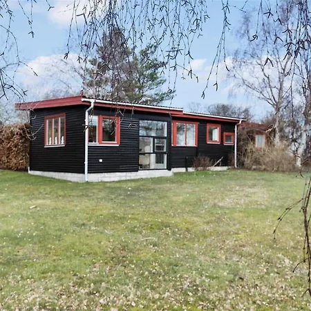 12275-nykobing-sj-rughavevej-10 * Tjørneholm