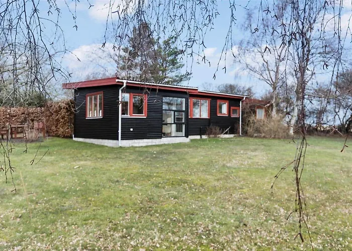 12275-nykobing-sj-rughavevej-10 * Tjorneholm